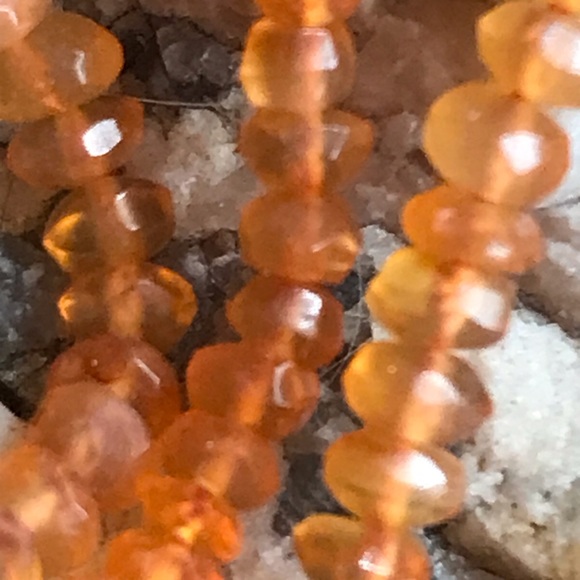 Carnelian 3X2mm - Picture 8 of 9